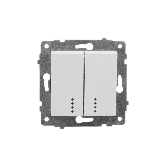 dsc-7370-700x700.jpg